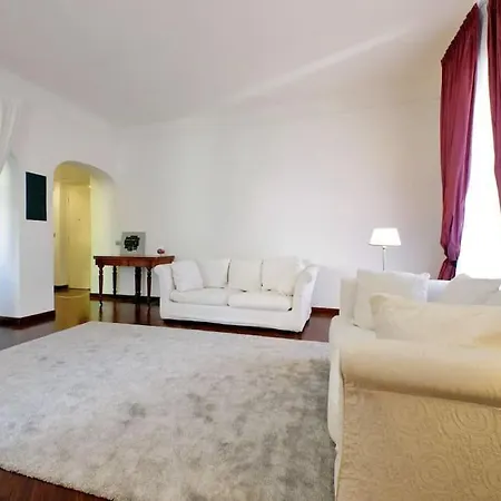 San Giovanni Apartmán Řím